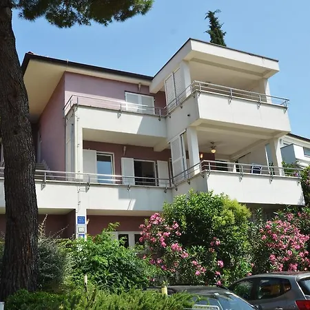 Apartment Borik Alma *